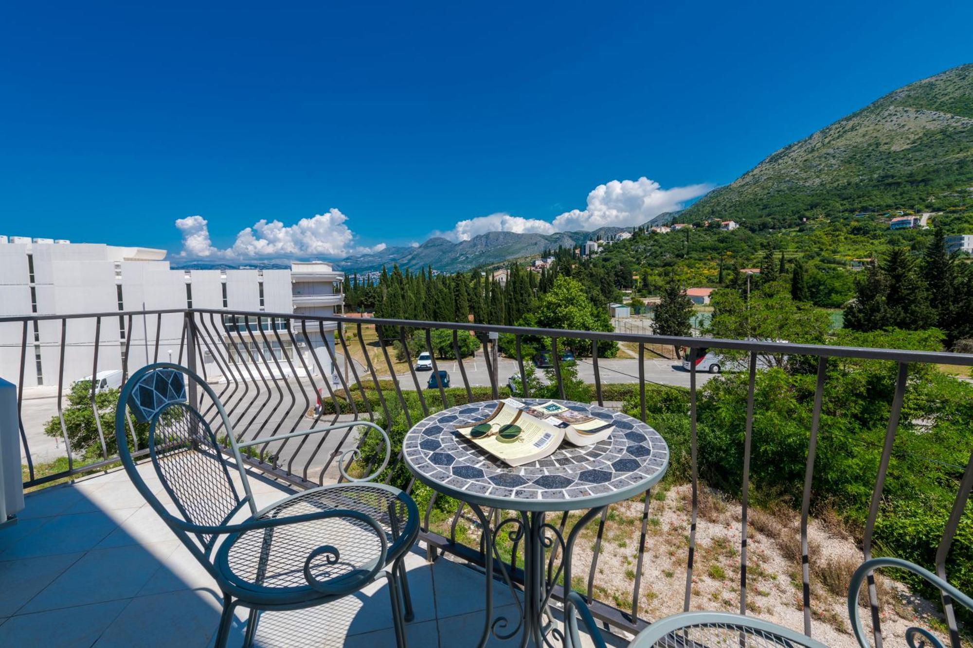 Villa California Apartments Cavtat Bagian luar foto